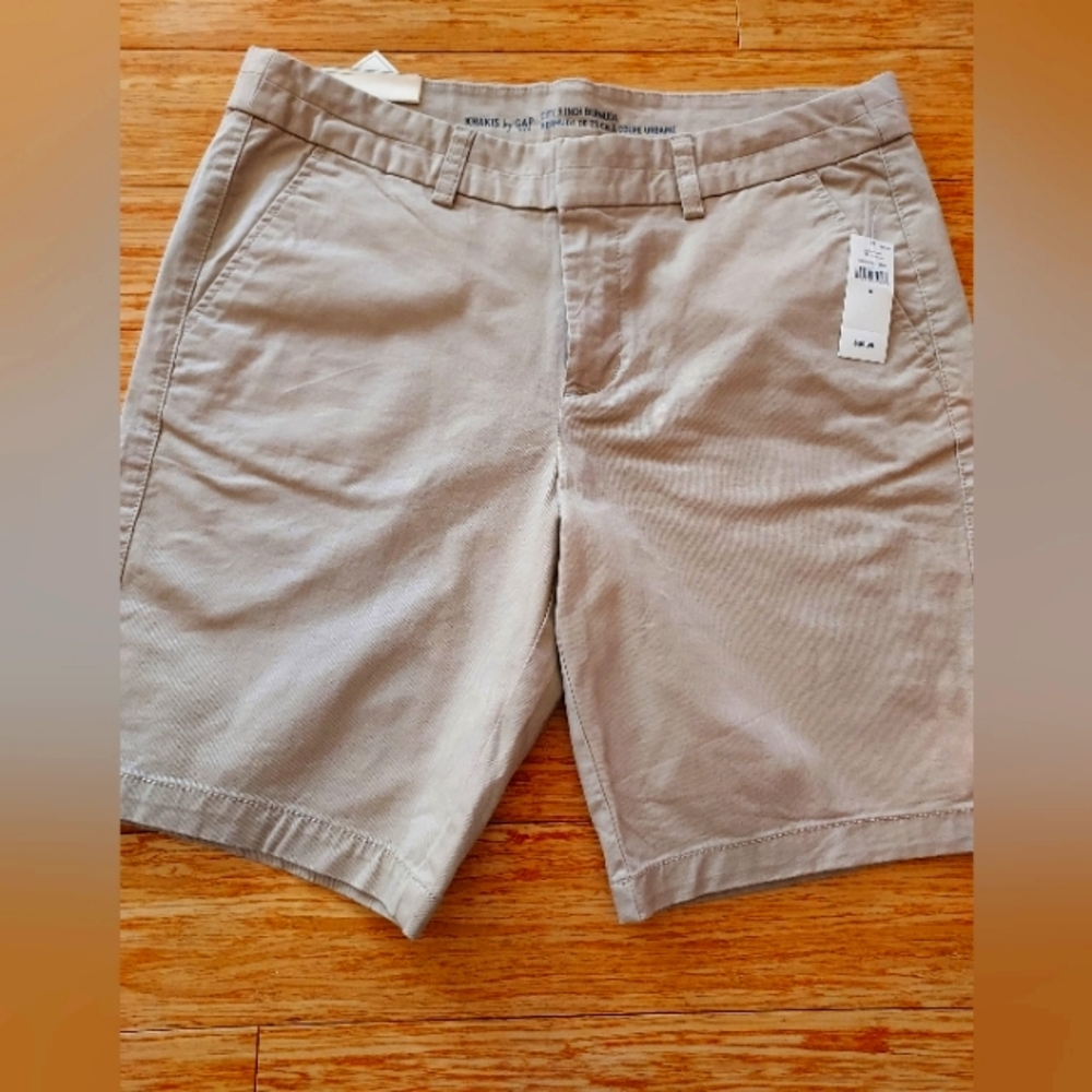 GAP BERMUDA shortpants size 8 NWT